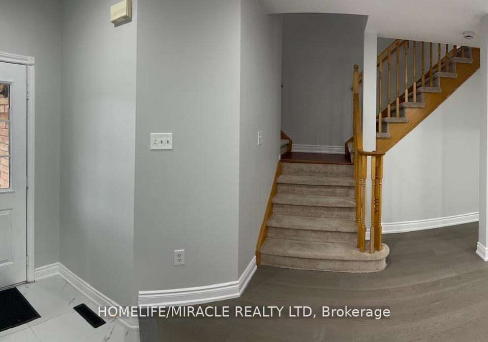 66-studebaker-trail-brampton-ontario-w12645312