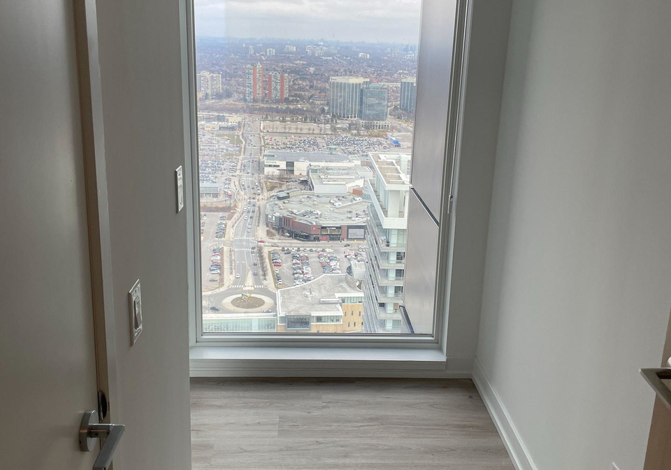 395-square-one-drive-mississauga-ontario-w12645466