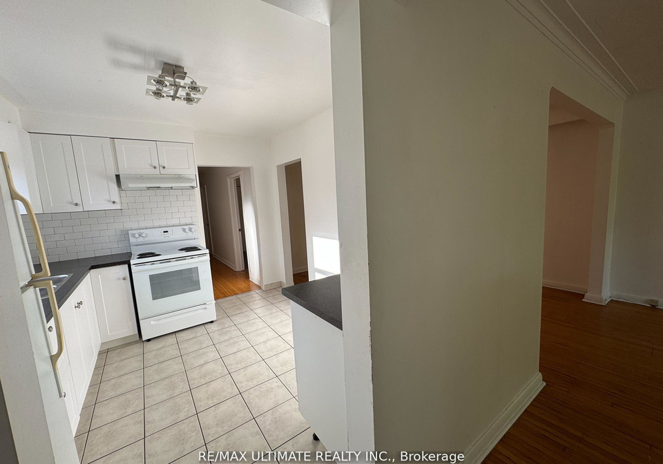 468-ridelle-avenue-north-york-ontario-w12645556