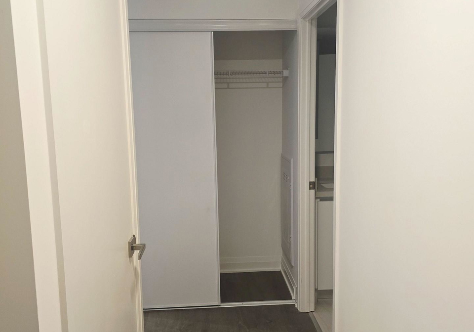 4015-the-exchange-mississauga-ontario-w12645674