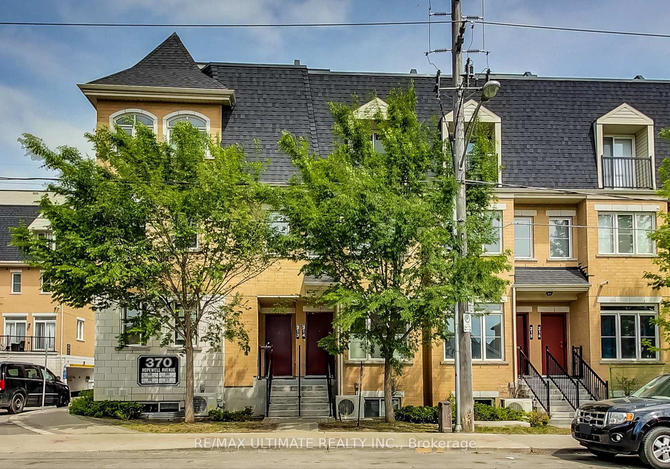 370-hopewell-avenue-north-york-ontario-w12646026