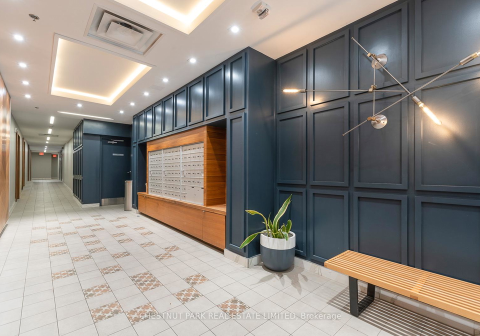 530-indian-grove-toronto-ontario-w12646122