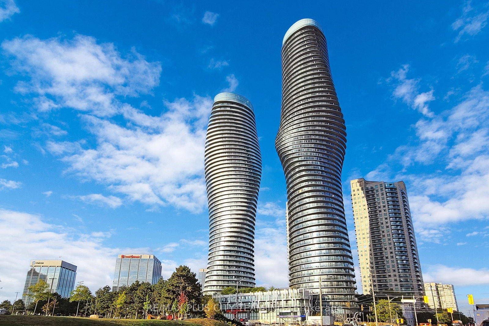 50-absolute-avenue-mississauga-ontario-w12646430