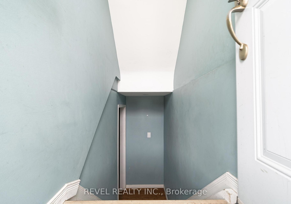 81-dombey-road-n-york-ontario-w12646530