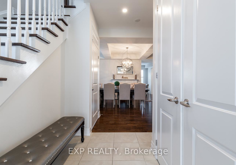 8-bannister-crescent-brampton-ontario-w12646598