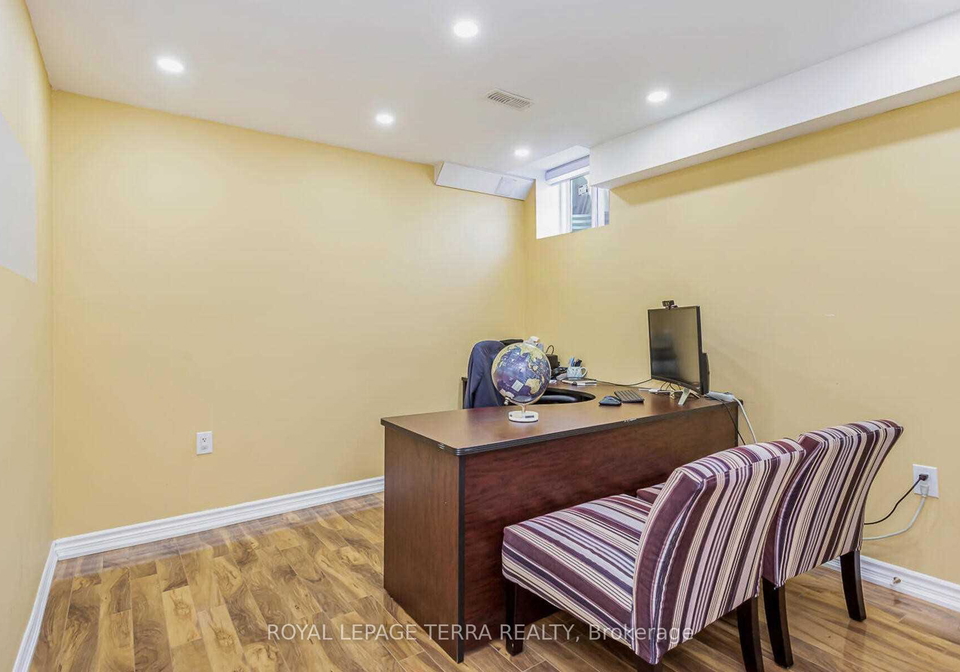 37-southlake-boulevard-brampton-ontario-w12646600