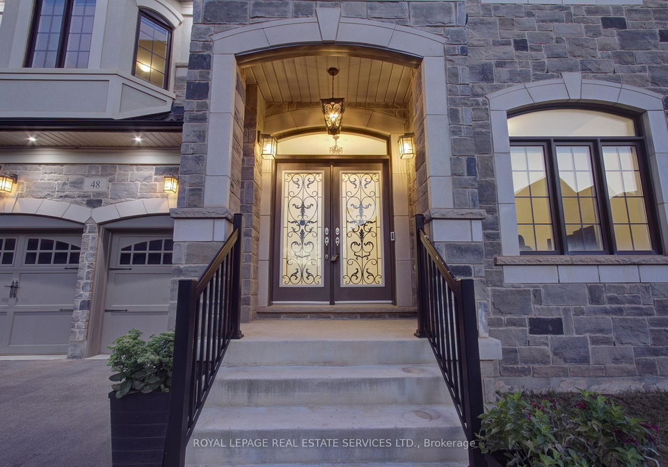 48-viva-gardens-oakville-ontario-w12646850
