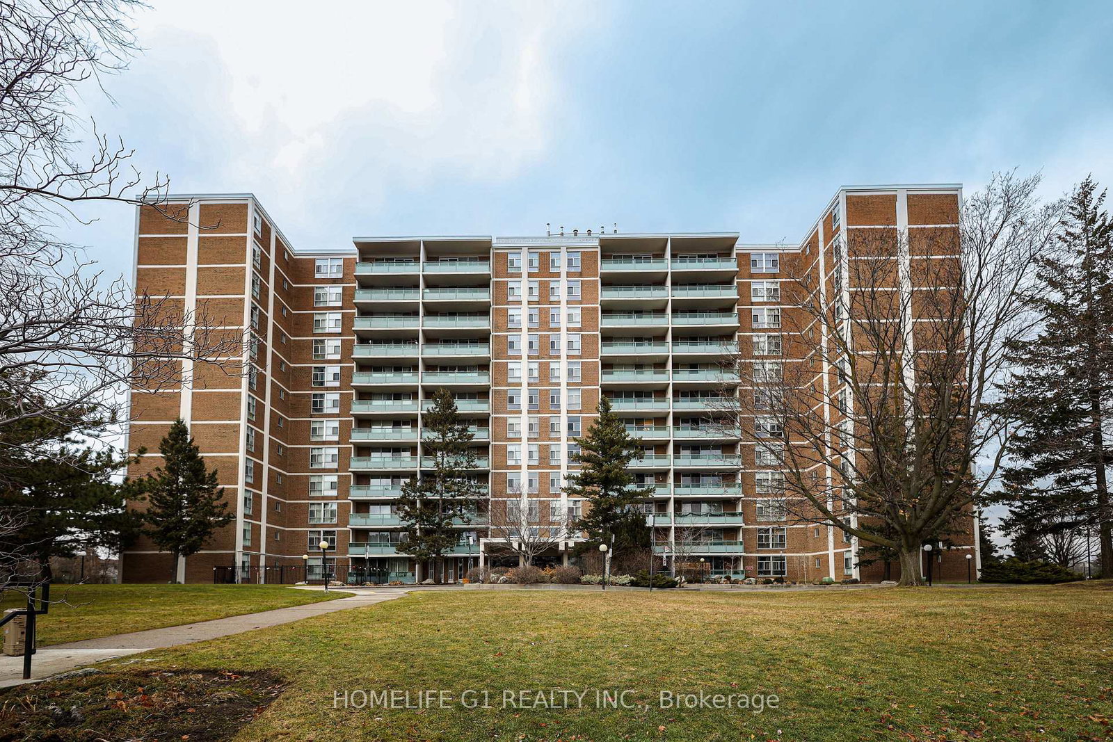 44-longbourne-drive-etobicoke-ontario-w12646880