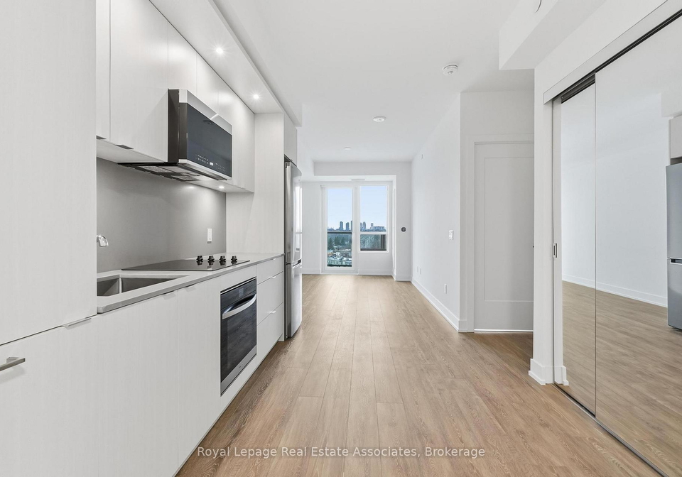 60-central-park-roadway-etobicoke-ontario-w12646894