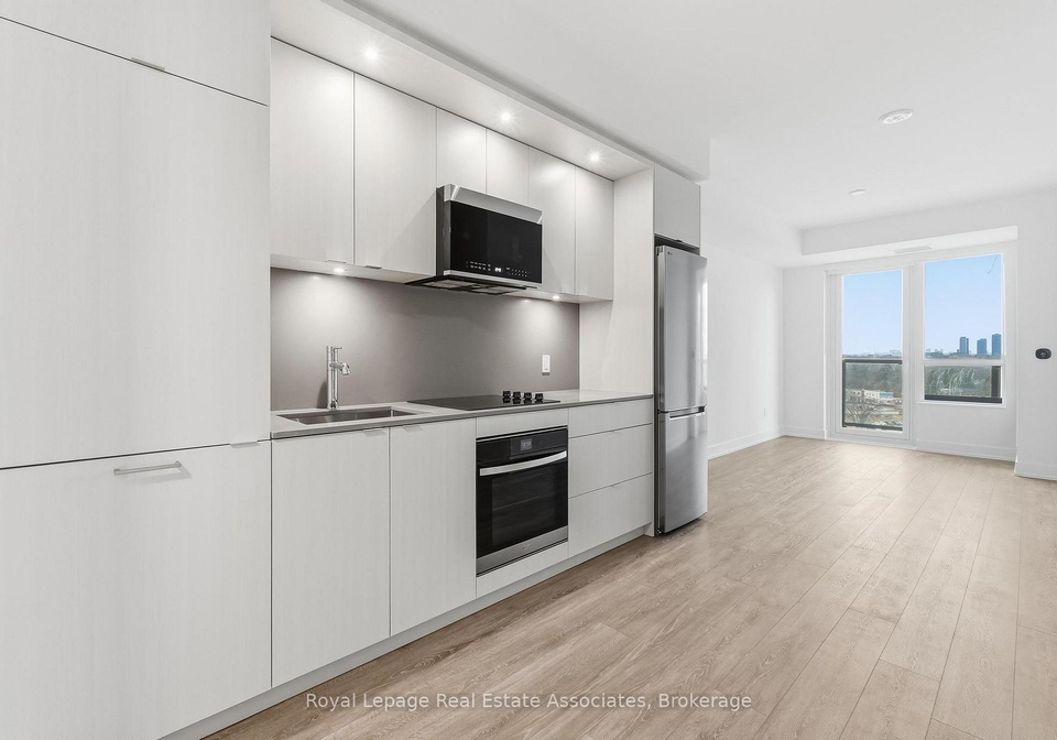 60-central-park-roadway-etobicoke-ontario-w12646894