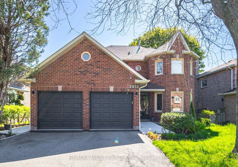 2932-redbud-avenue-oakville-ontario-w12647032
