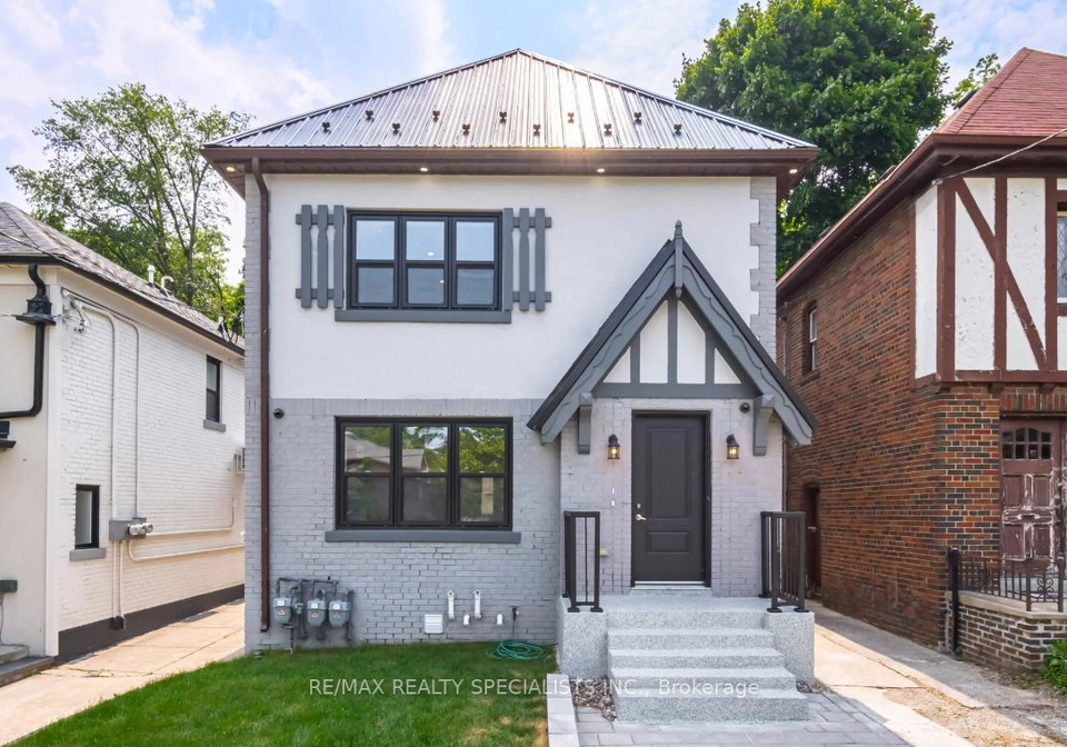 298-south-kingsway-s-toronto-ontario-w12647318
