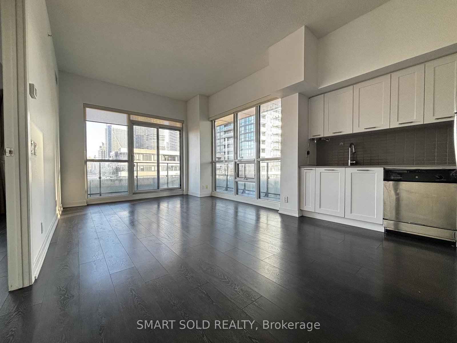 2220-lake-shore-boulevard-w-etobicoke-ontario-w12647472