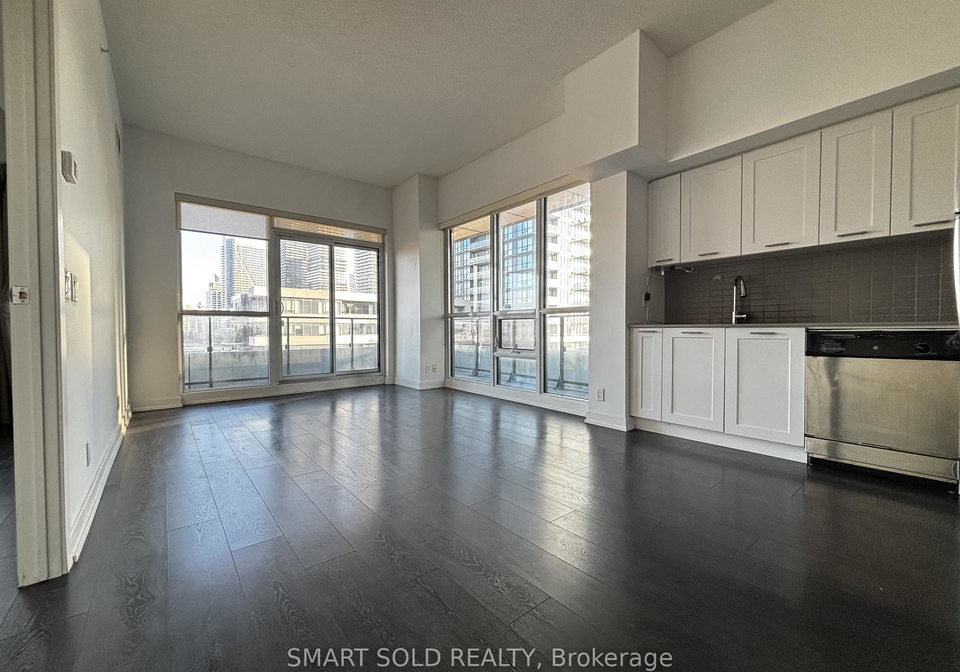 2220-lake-shore-boulevard-w-etobicoke-ontario-w12647472