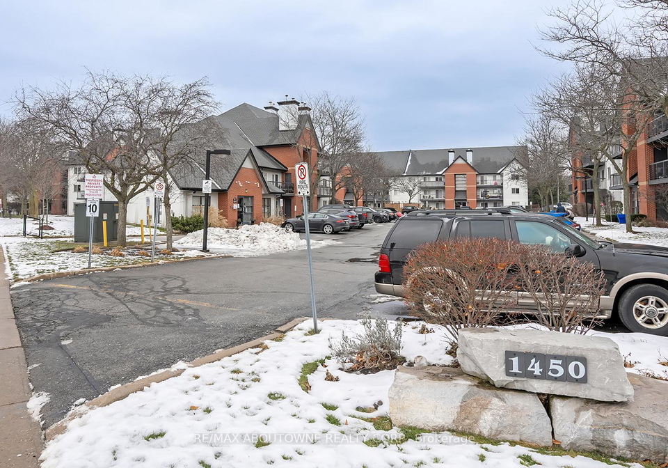 1450-glen-abbey-gate-oakville-ontario-w12647544