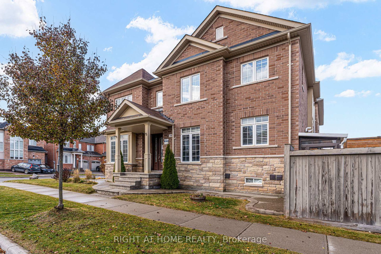 96-humberstone-crescent-brampton-ontario-w12647892