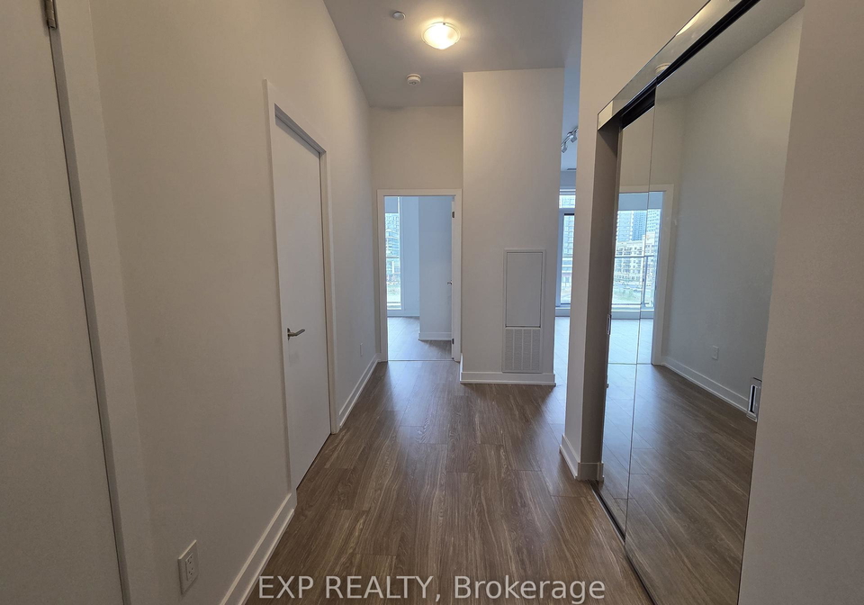 430-square-one-drive-mississauga-ontario-w12647918