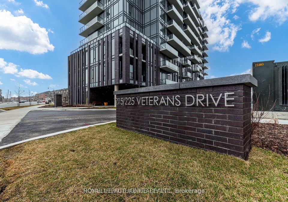 225-veterans-drive-brampton-ontario-w12647932