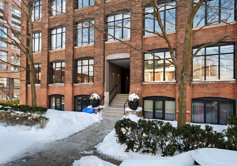 1-columbus-avenue-toronto-ontario-w12647952