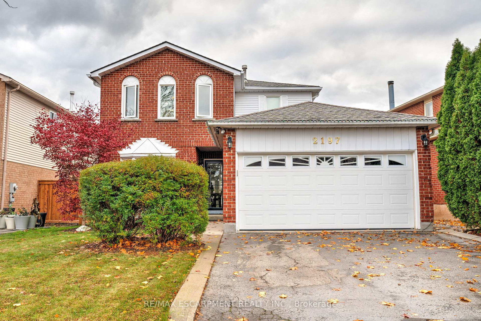 2197-donald-road-burlington-ontario-w12647986