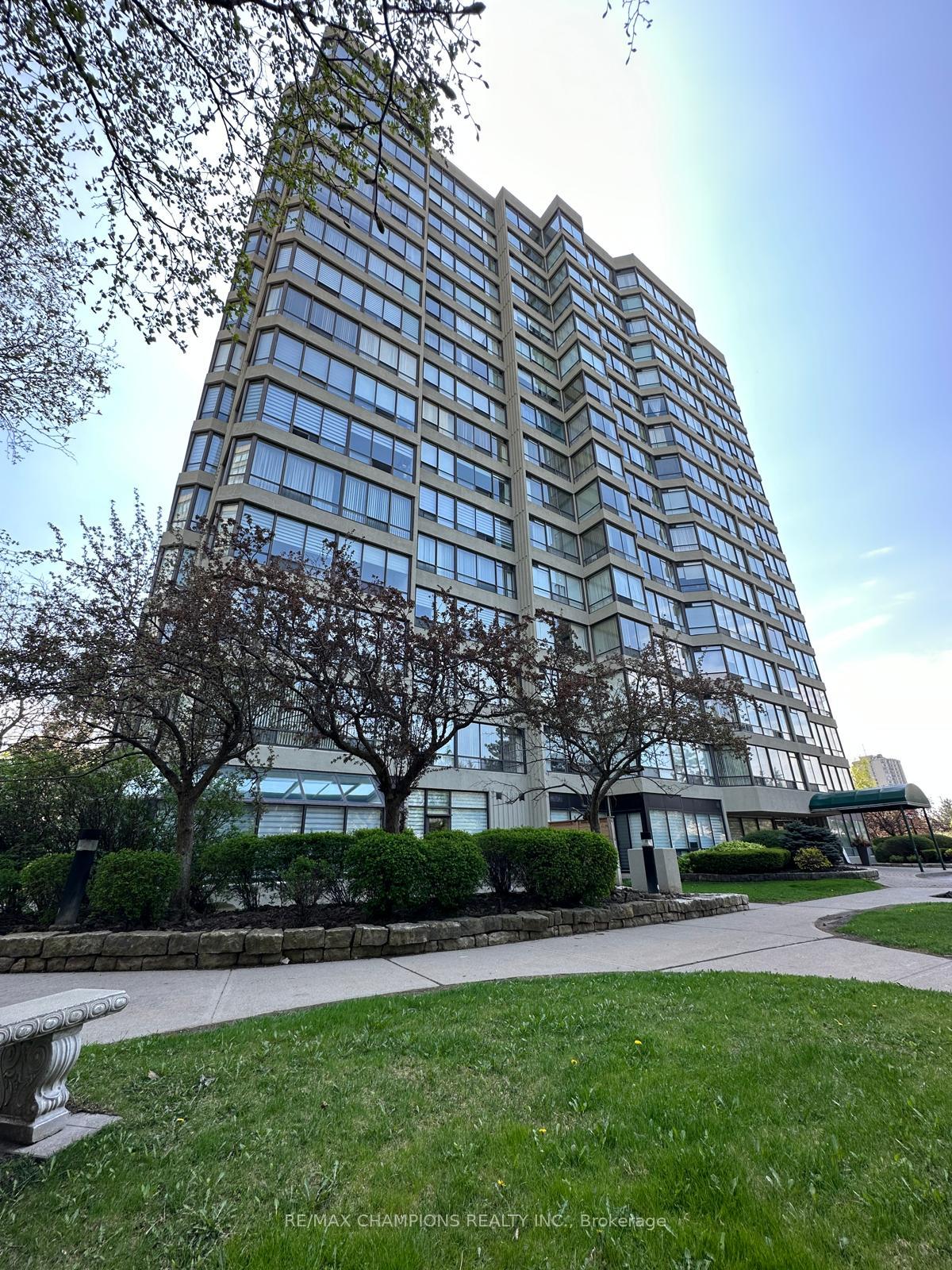 26-hanover-road-brampton-ontario-w12648020