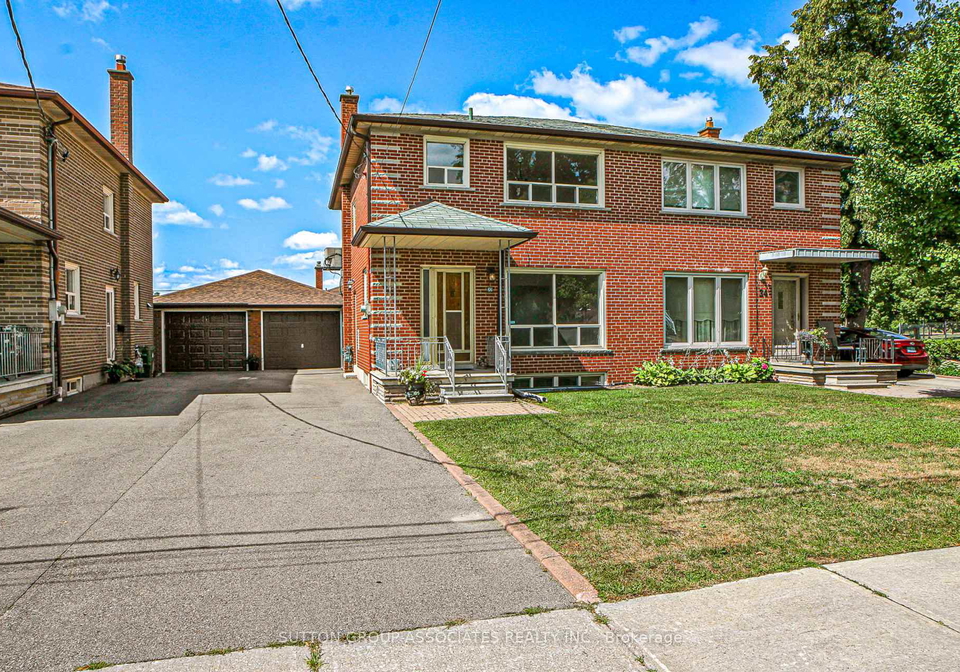 22-woodenhill-court-toronto-ontario-w12648204