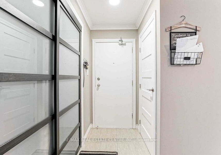 1450-glen-abbey-gate-oakville-ontario-w12648342