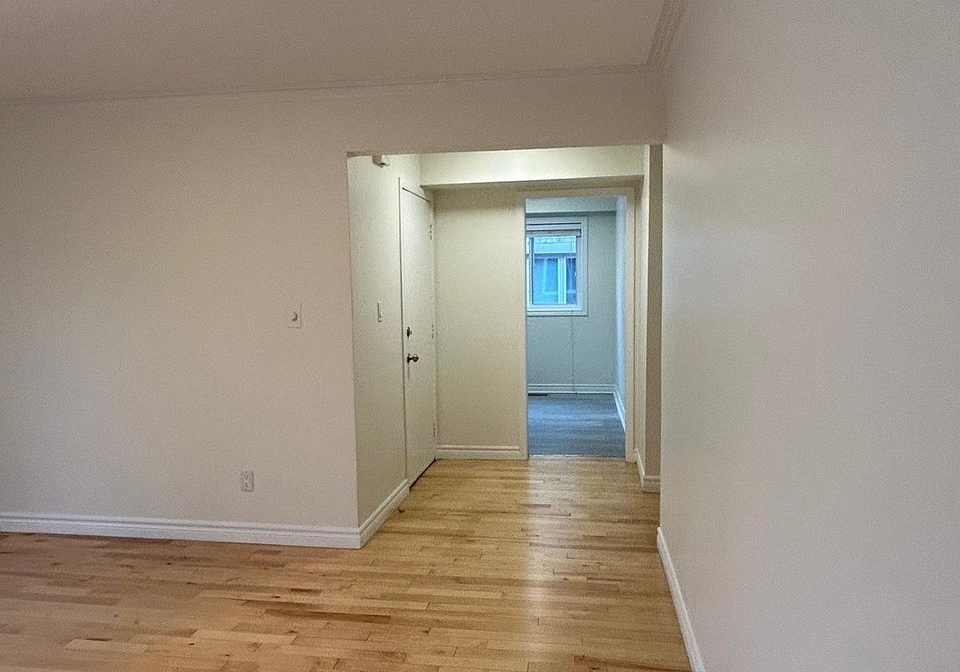 48-burlingame-road-etobicoke-ontario-w12648534