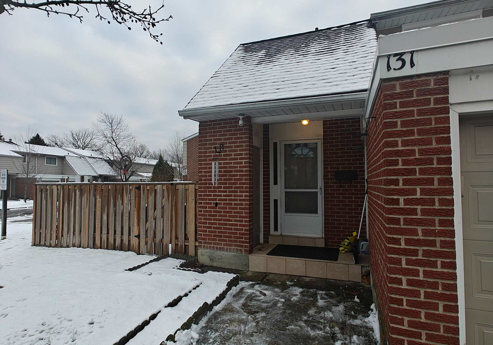 215-mississauga-valley-mississauga-ontario-w12648976
