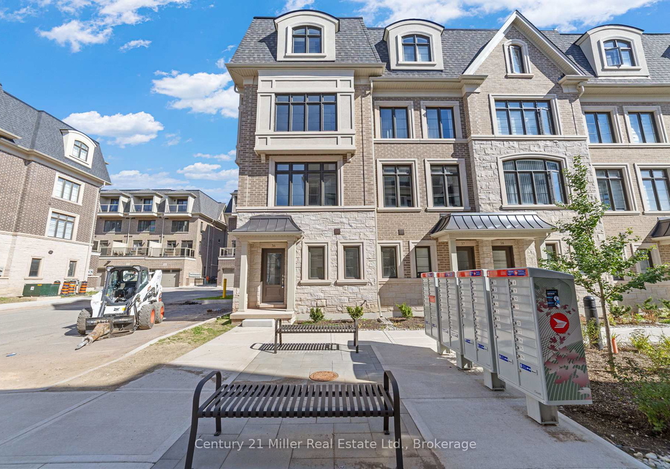 260-melody-common-oakville-ontario-w12649202