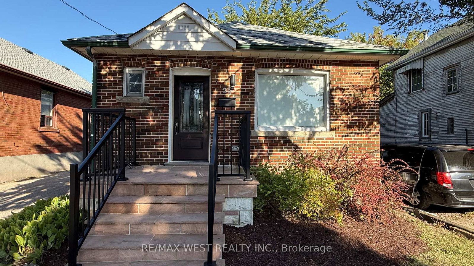 25-sixteenth-street-etobicoke-ontario-w12649266