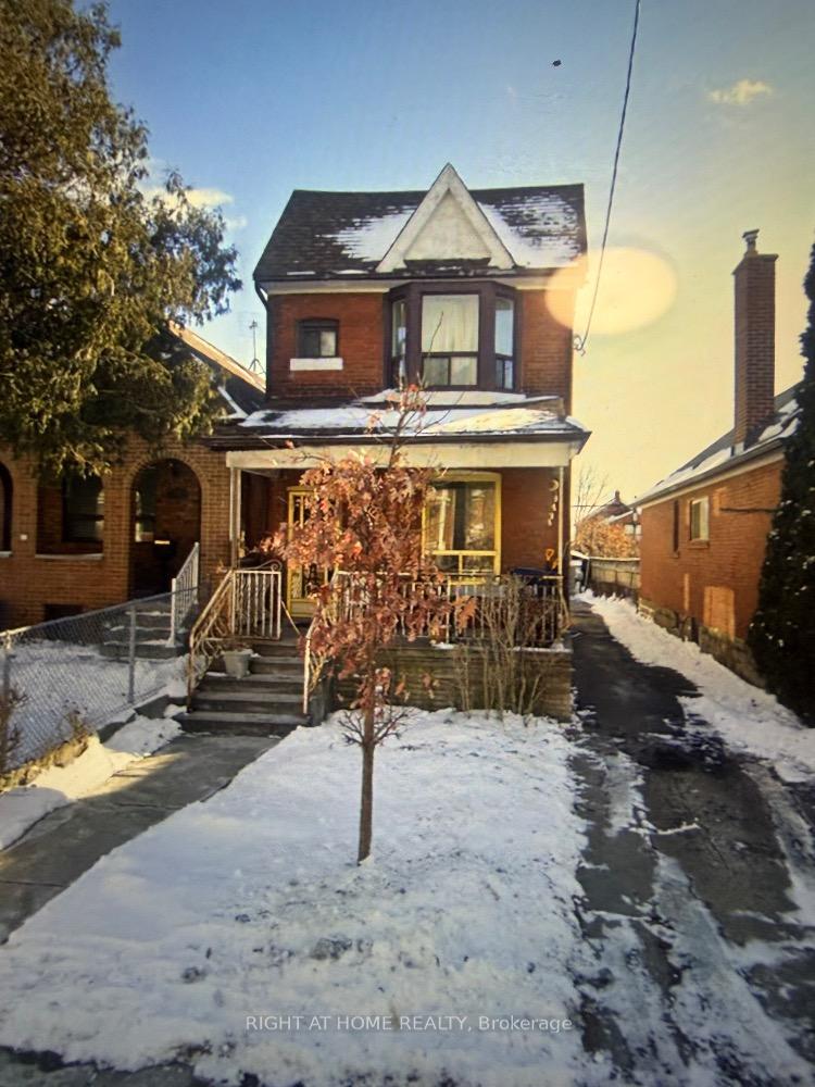 57-auburn-avenue-toronto-ontario-w12650298
