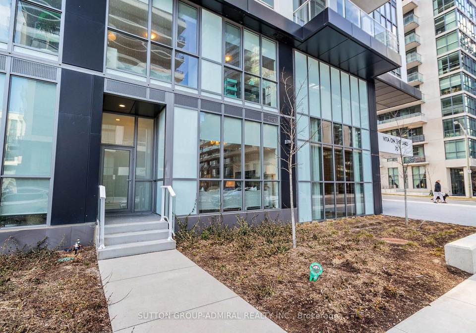 70-annie-craig-drive-etobicoke-ontario-w12650416