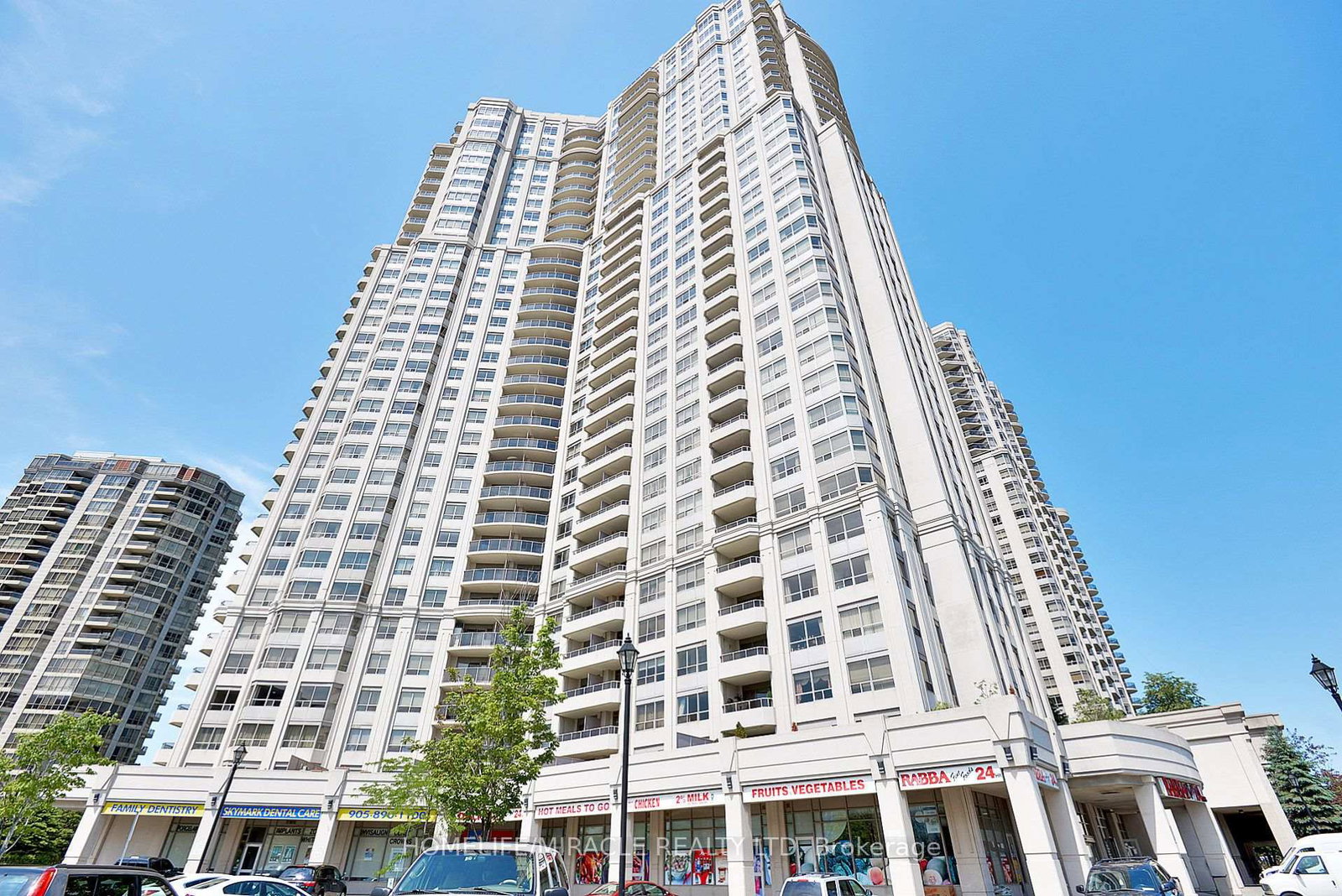 35-kingsbridge-garden-circle-mississauga-ontario-w12650514