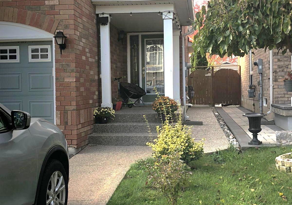 7276-bread-fruit-lane-mississauga-ontario-w12650572