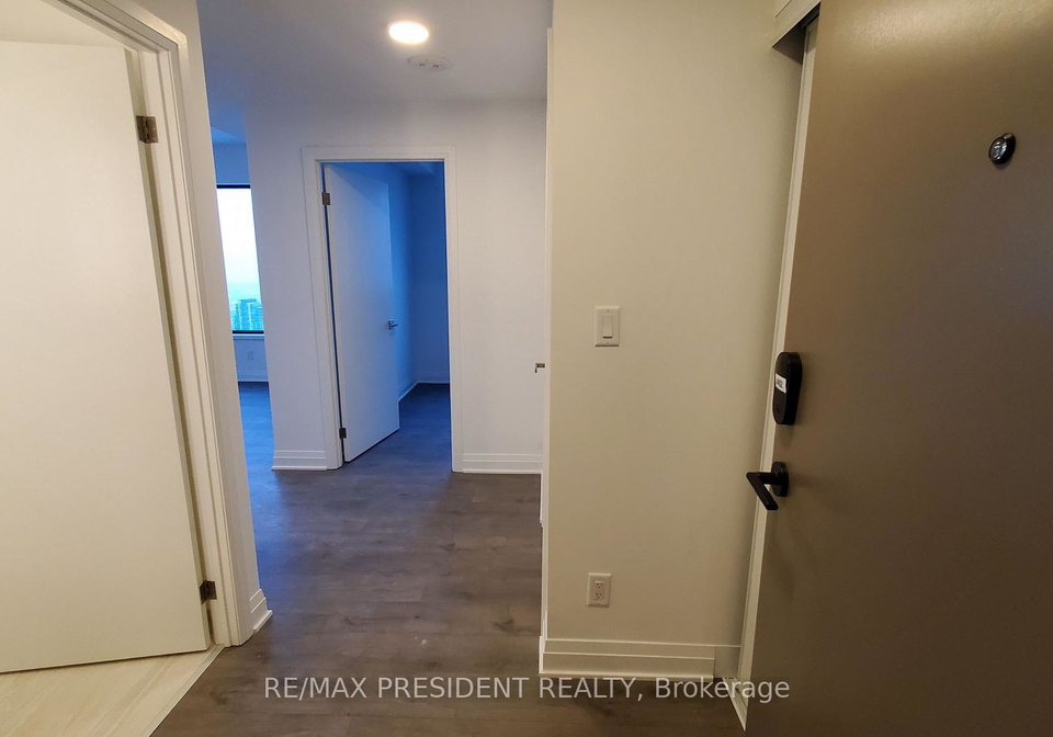 4015-the-exchange-e-mississauga-ontario-w12650680