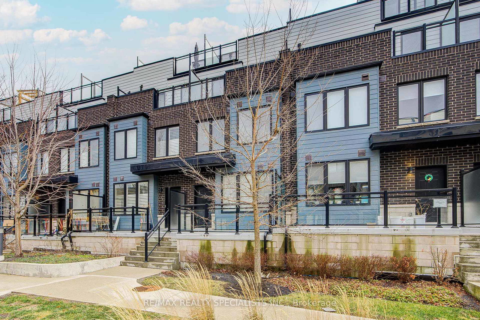 1155-stroud-lane-mississauga-ontario-w12650688