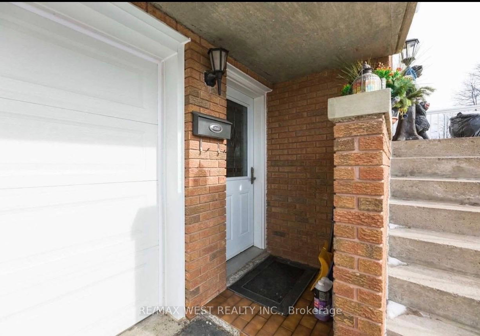 4-dantek-court-brampton-ontario-w12650830