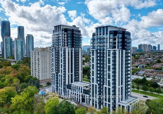 202-burnhamthorpe-road-e-mississauga-ontario-w12650992