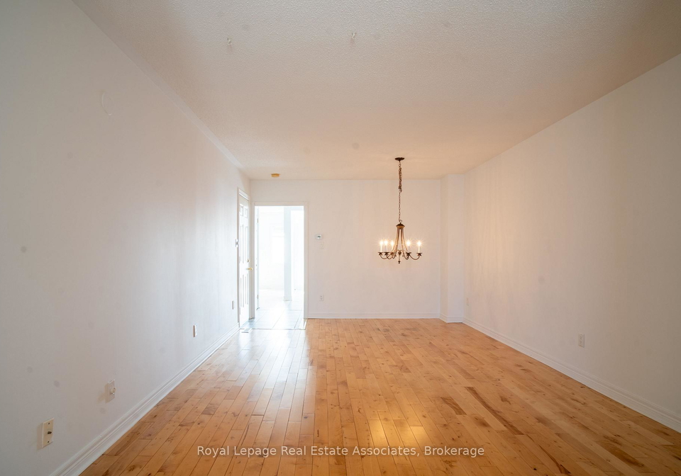 2382-sequoia-way-oakville-ontario-w12651028