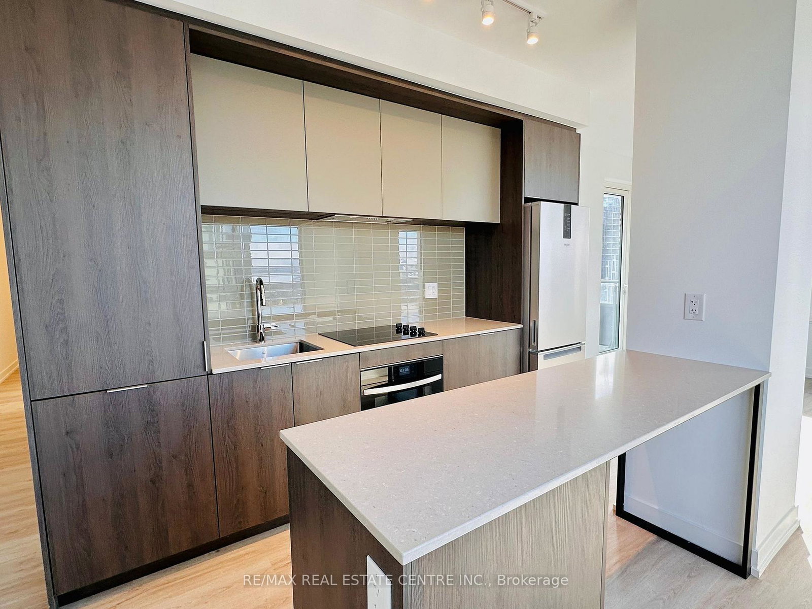 395-square-one-drive-mississauga-ontario-w12651286