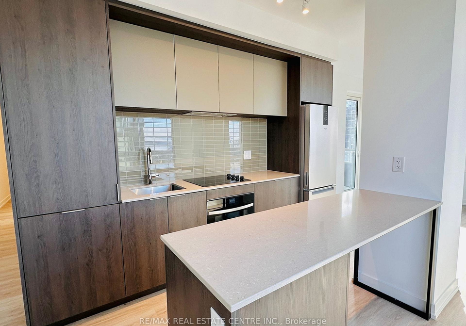395-square-one-drive-mississauga-ontario-w12651286