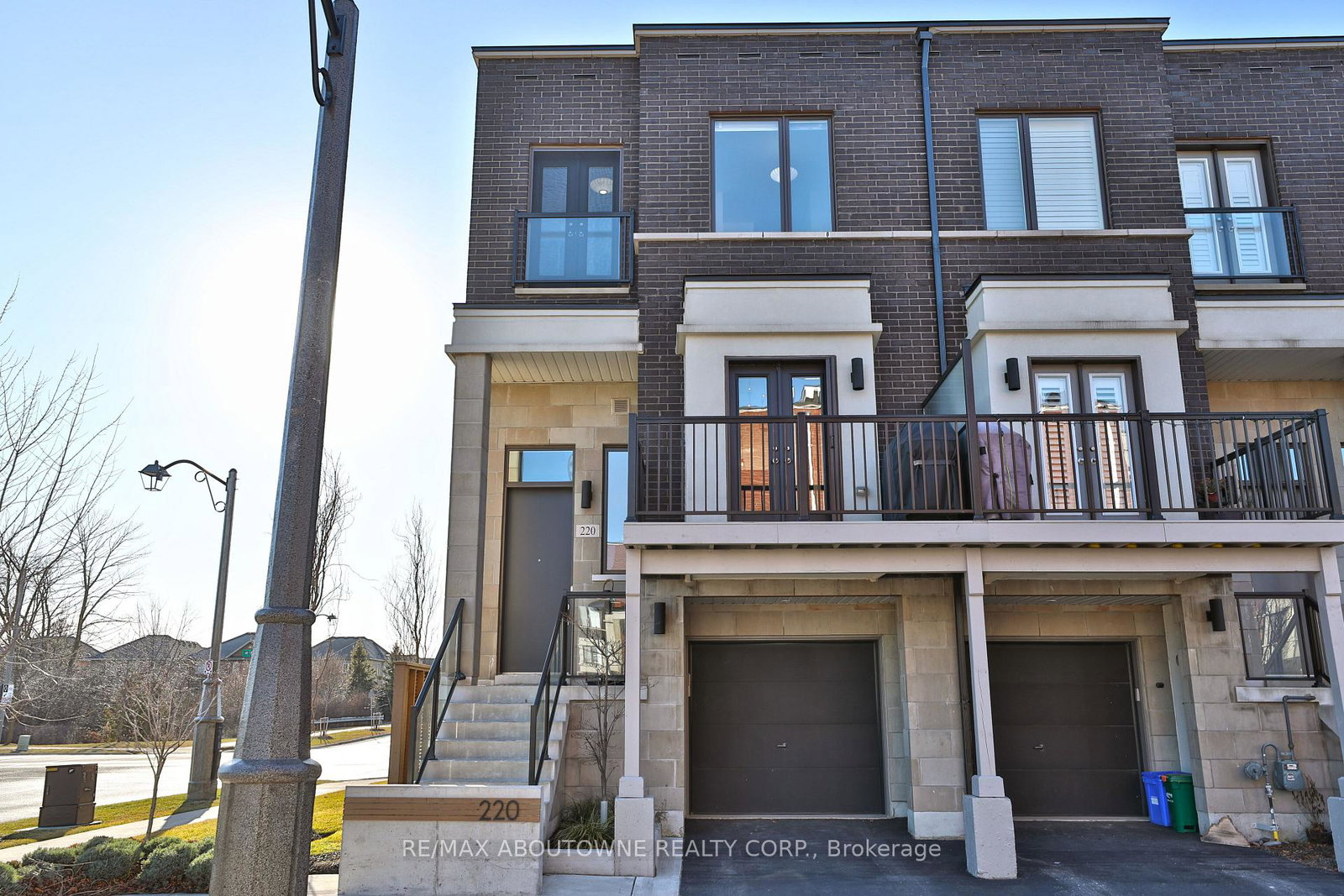 220-vellwood-common-oakville-ontario-w12651396
