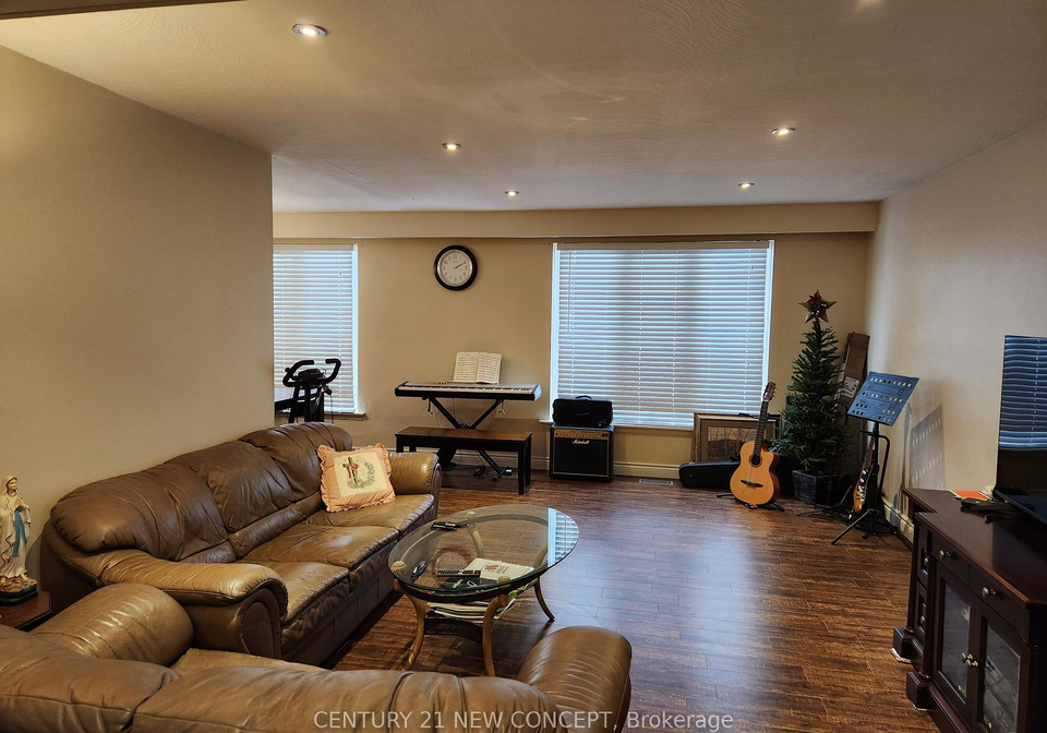 9-clement-road-etobicoke-ontario-w12651774