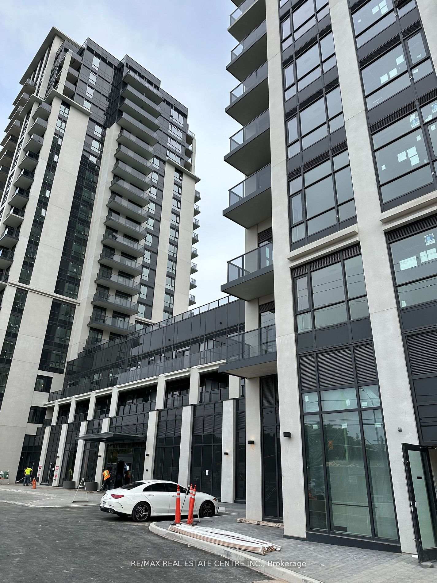 202-burnhamthorpe-road-ne-mississauga-ontario-w12651934