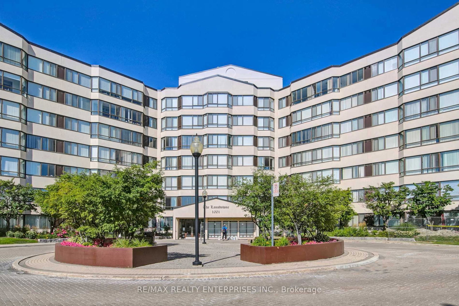 1001-cedarglen-gate-mississauga-ontario-w12652164