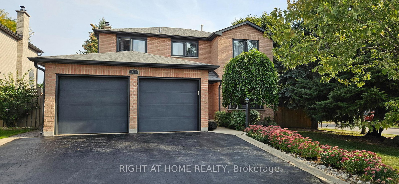 1517-queensbury-crescent-oakville-ontario-w12652372