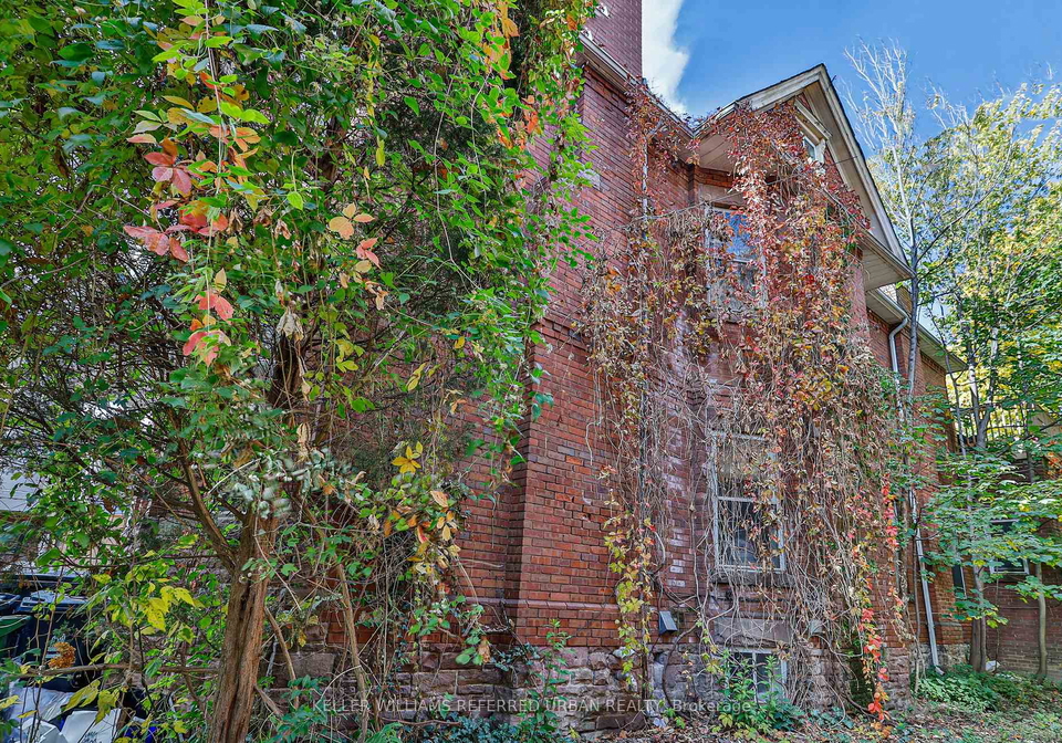 32-leopold-street-toronto-ontario-w12652738