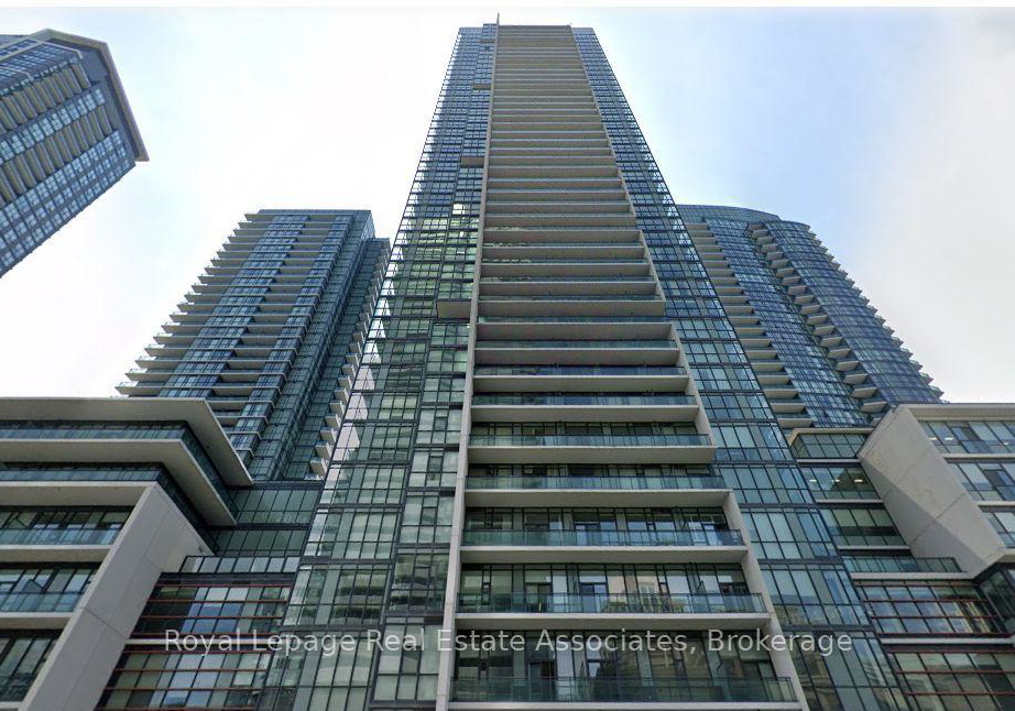 4070-confederation-parkway-mississauga-ontario-w12653484