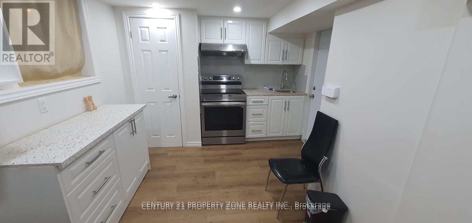 68-hoskins-square-brampton-ontario-w12653506